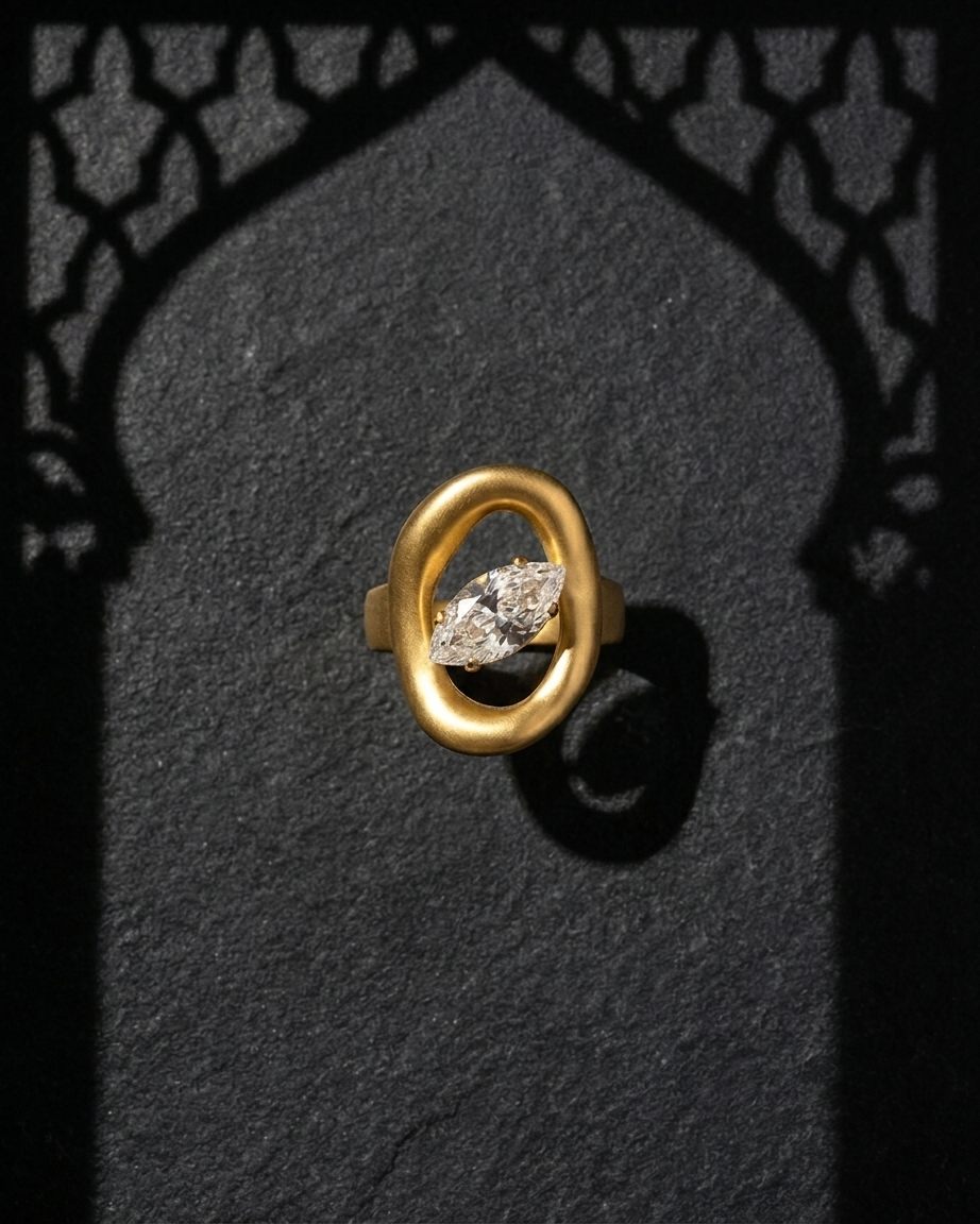Cave Hira Ring - Gold